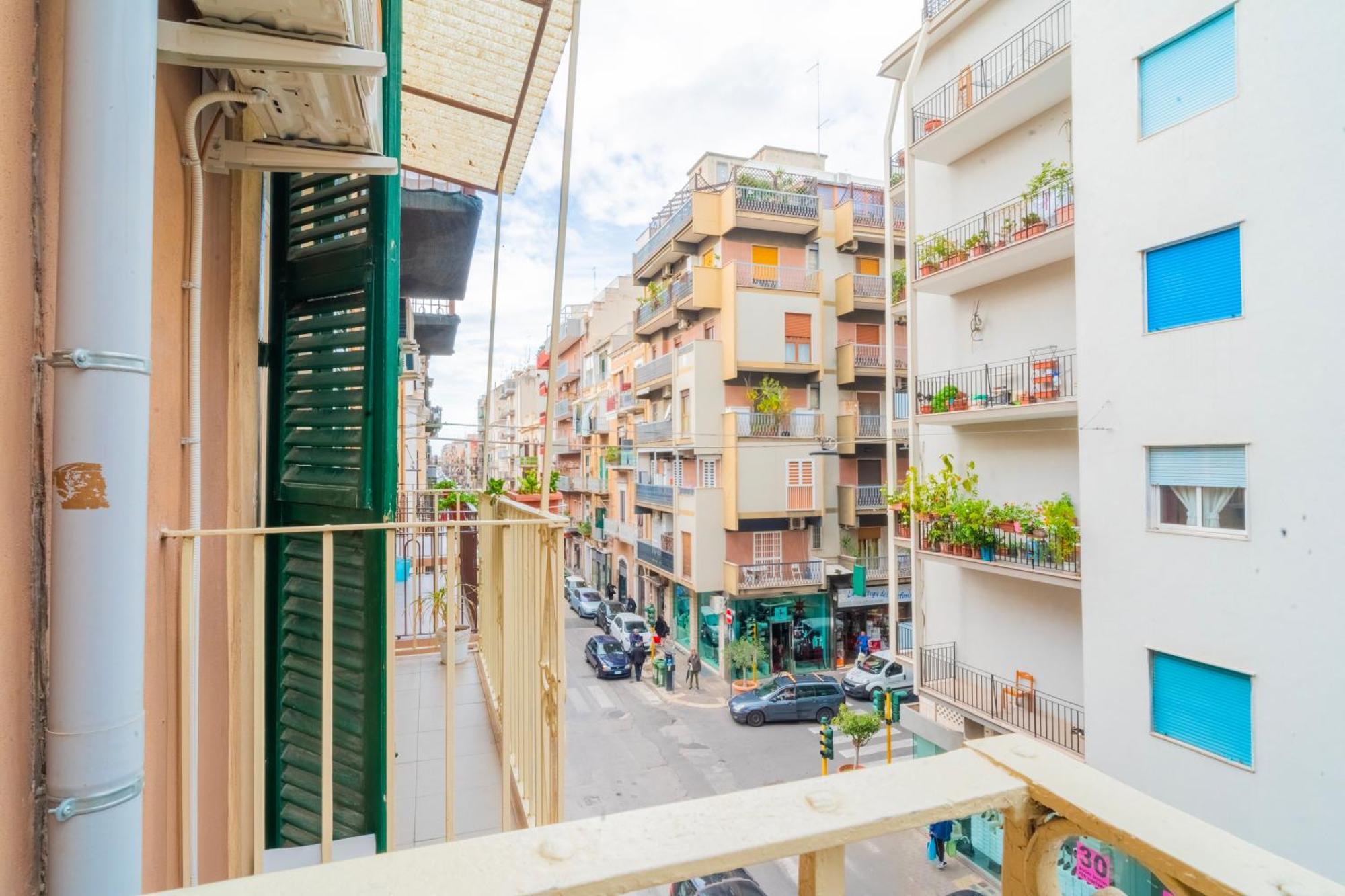 Apartamento Dimora Dante 310 Bari Exterior foto