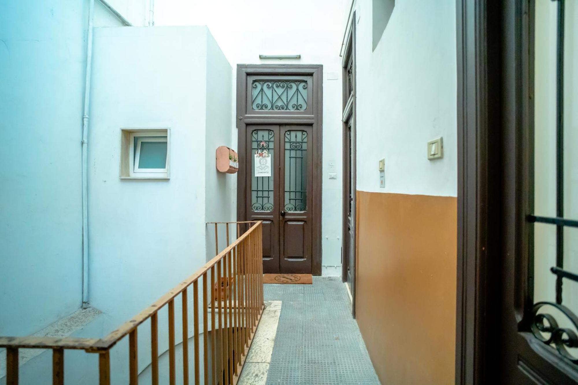 Apartamento Dimora Dante 310 Bari Exterior foto